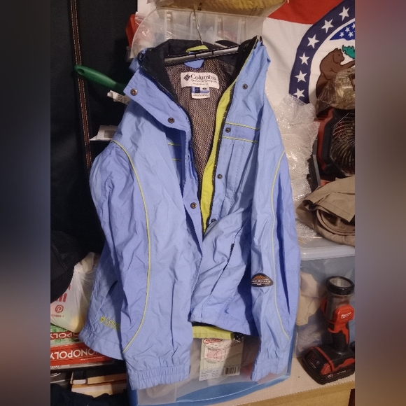 COLUMBIA SIZE S INTERCHANGE COAT - Picture 1 of 11